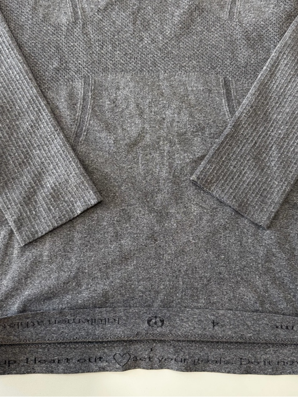 Lululemon Swiftly Tech Tee Seamless Long-Sleeve - Charcoal - Picture 3 of 3